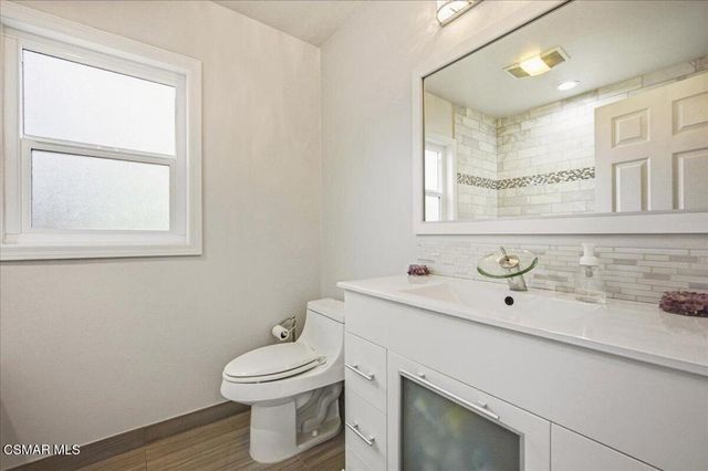 19130 Sylvan Street, Tarzana, CA 91335