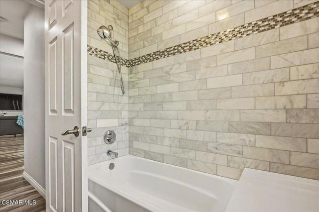 19130 Sylvan Street, Tarzana, CA 91335