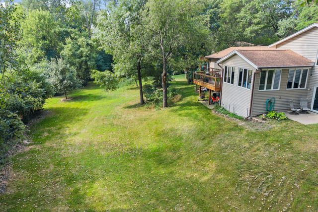 2821 Saddlebrooke Circle, Minnetonka, MN 55305