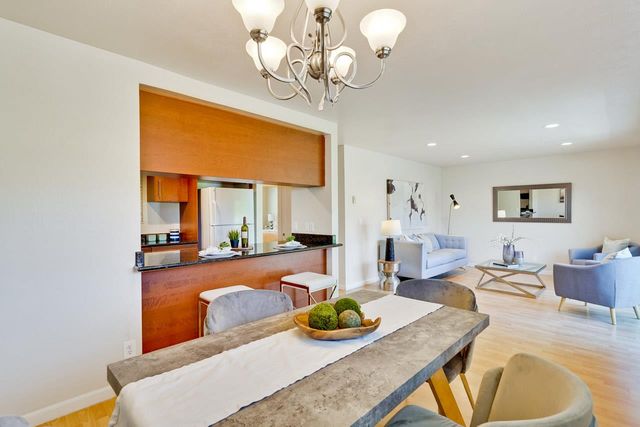 1123 Reed Avenue C, Sunnyvale, CA 94086