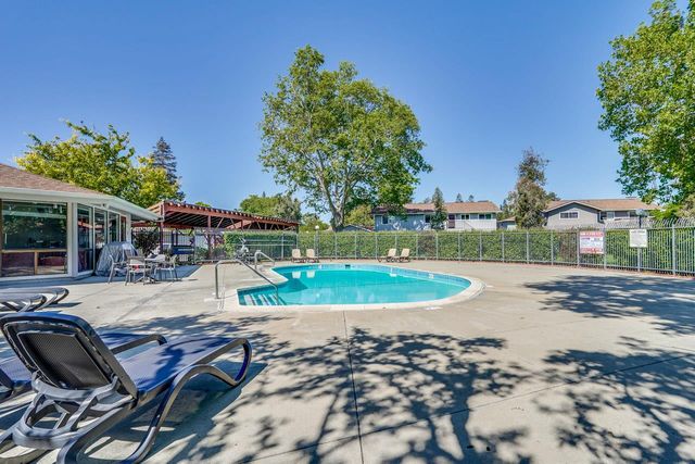 1123 Reed Avenue C, Sunnyvale, CA 94086