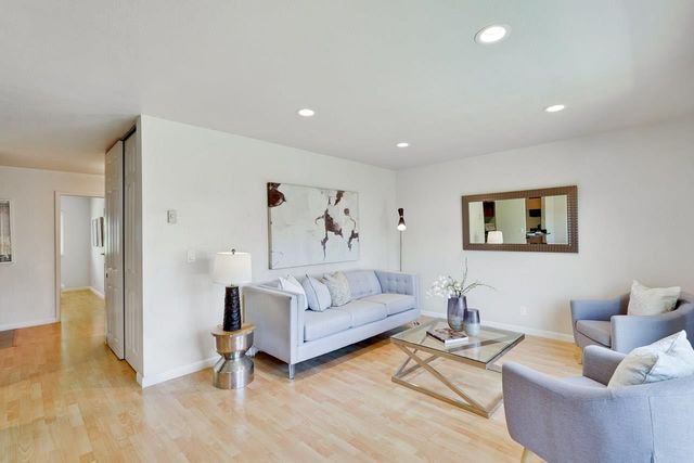 1123 Reed Avenue C, Sunnyvale, CA 94086