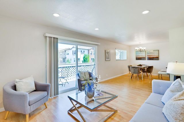 1123 Reed Avenue C, Sunnyvale, CA 94086