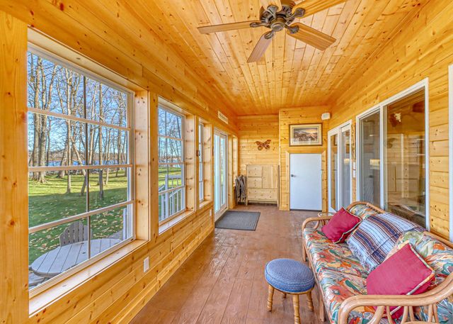 35267 Adams Point Ln, Frazee, MN 56544