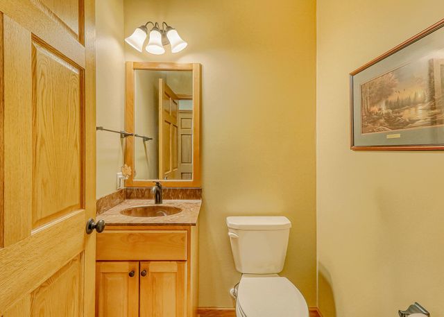 35267 Adams Point Ln, Frazee, MN 56544