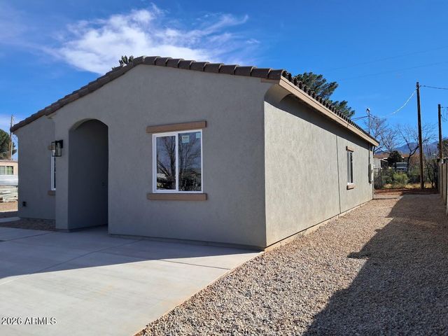 240 Valerie Lane, Sierra Vista, AZ 85635