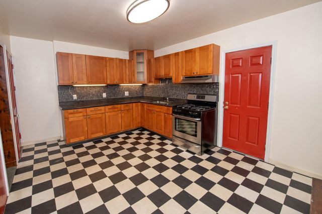 8038 WALKER ST, Philadelphia, PA 19136