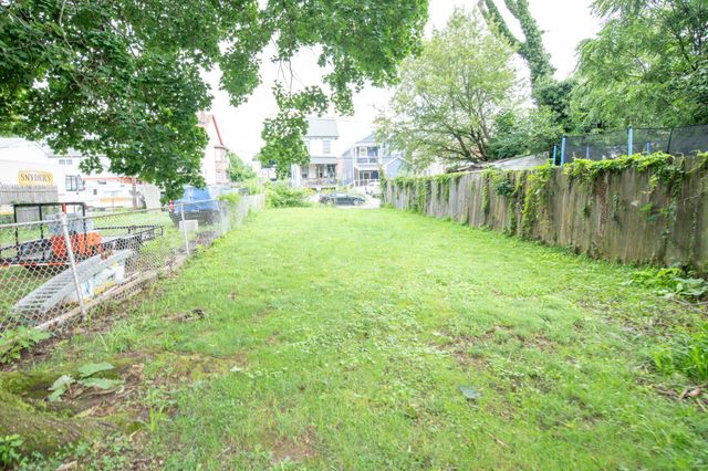 8038 WALKER ST, Philadelphia, PA 19136