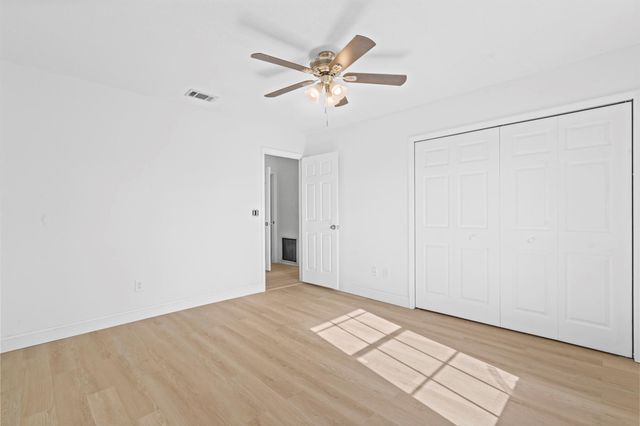 433 SE Seahouse Drive, Port St Lucie, FL 34983