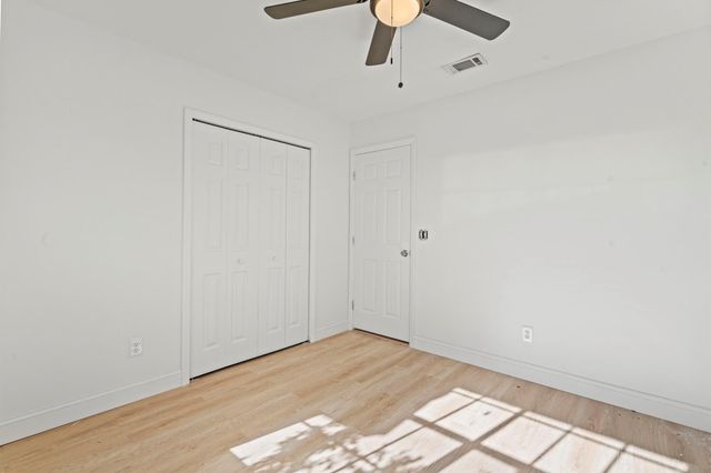 433 SE Seahouse Drive, Port St Lucie, FL 34983