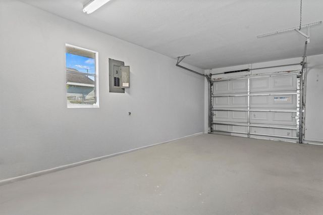 433 SE Seahouse Drive, Port St Lucie, FL 34983