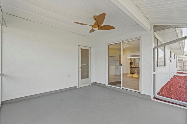 433 SE Seahouse Drive, Port St Lucie, FL 34983