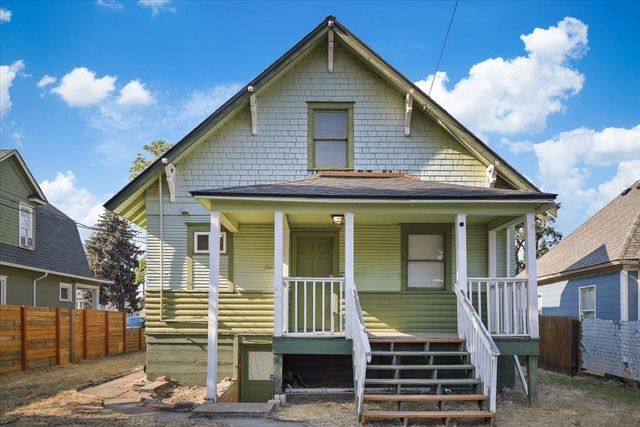 1421 W Indiana Ave, Spokane, WA 99205