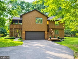 6176 WOODED RUN DR, Columbia, MD 21044
