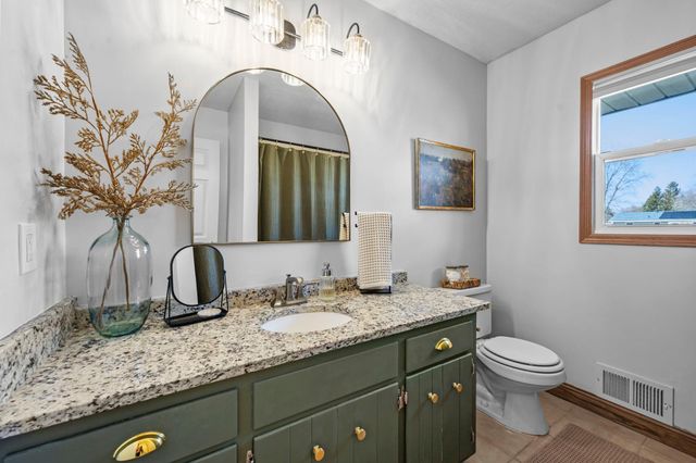 6767 Casey Parkway, Prior Lake, MN 55372