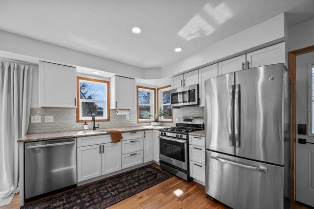 6767 Casey Parkway, Prior Lake, MN 55372