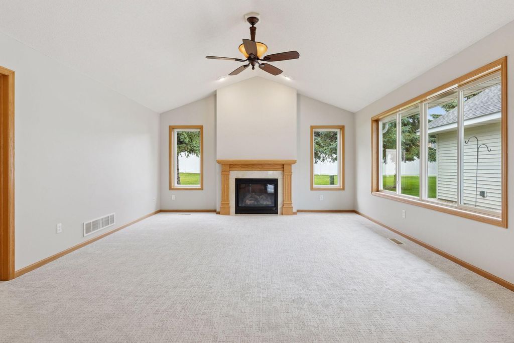 11750 Xenia Street NW, Coon Rapids, MN 55433