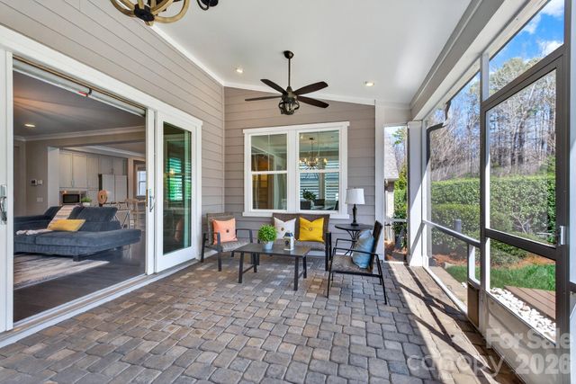 9815 Avenal Lane, Charlotte, NC 28270