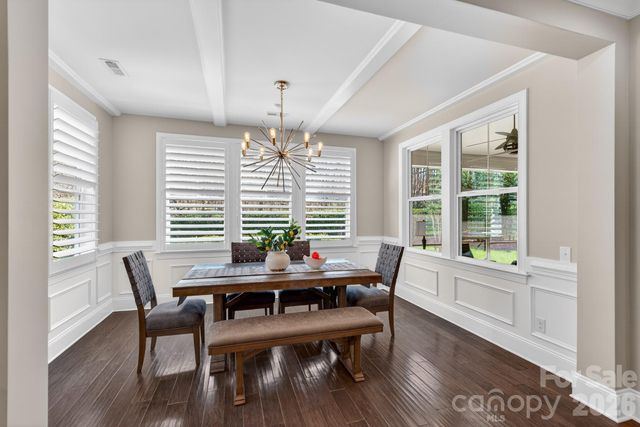 9815 Avenal Lane, Charlotte, NC 28270