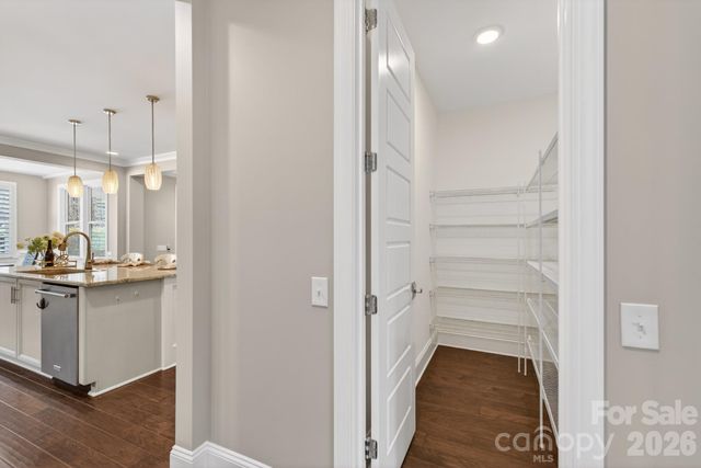 9815 Avenal Lane, Charlotte, NC 28270