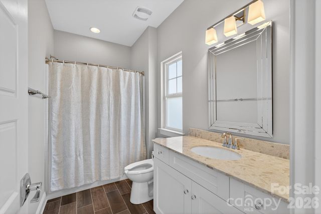 9815 Avenal Lane, Charlotte, NC 28270