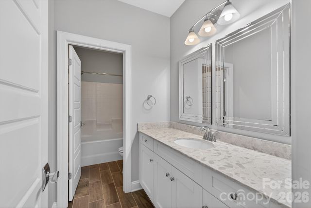 9815 Avenal Lane, Charlotte, NC 28270