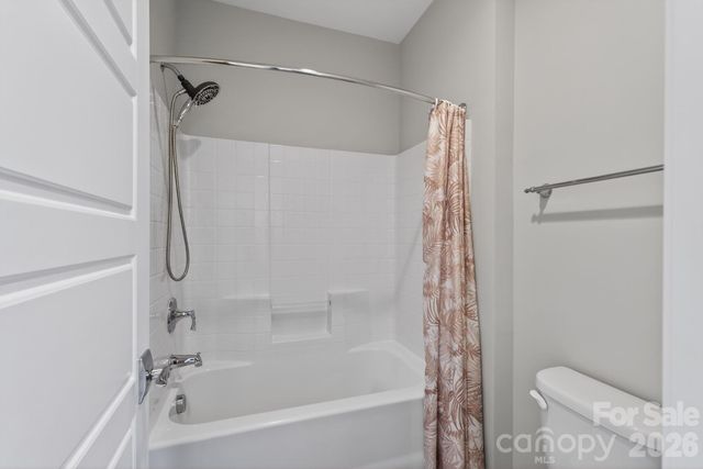 9815 Avenal Lane, Charlotte, NC 28270