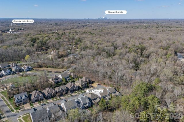 9815 Avenal Lane, Charlotte, NC 28270