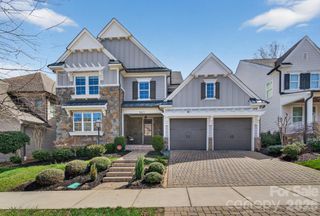 9815 Avenal Lane, Charlotte, NC 28270