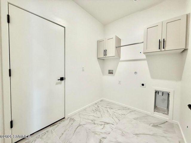 7935 San Eduardo Street, Las Cruces, NM 88012