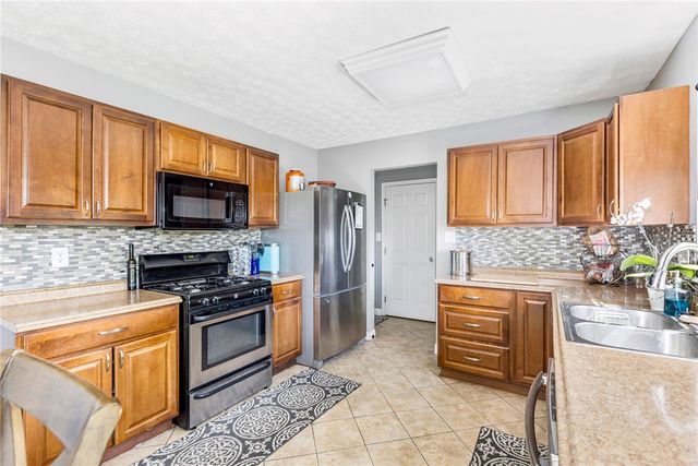 410 McDaniels Lane, Springboro, OH 45066