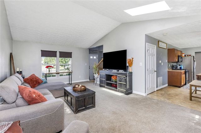 410 McDaniels Lane, Springboro, OH 45066