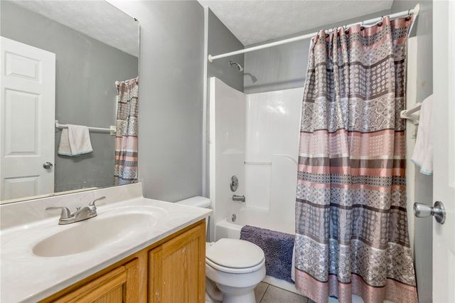410 McDaniels Lane, Springboro, OH 45066