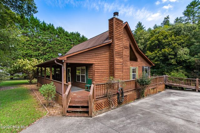 96 Loh Island Drive, Murphy, NC 28906