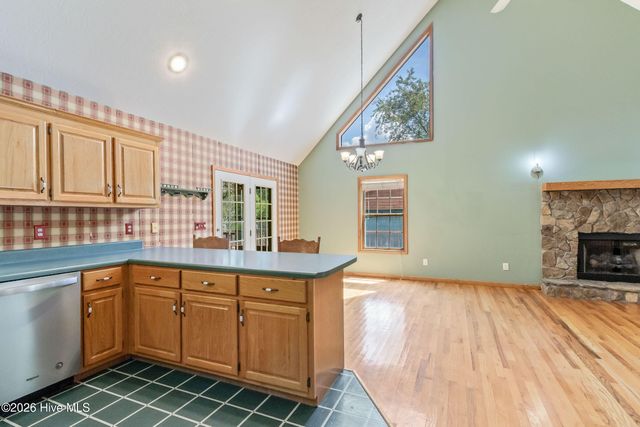 96 Loh Island Drive, Murphy, NC 28906