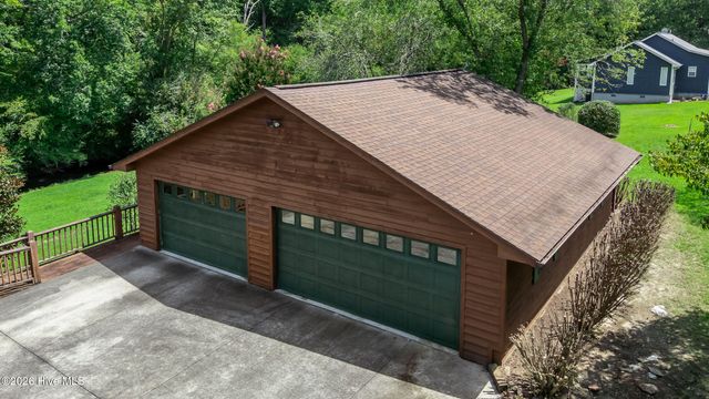 96 Loh Island Drive, Murphy, NC 28906