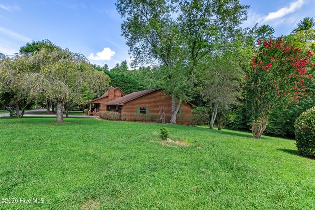 96 Loh Island Drive, Murphy, NC 28906