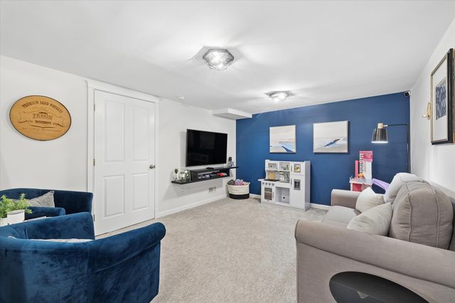 1278 Thorndale Lane, Lake Zurich, IL 60047