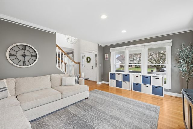 1278 Thorndale Lane, Lake Zurich, IL 60047