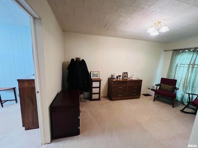 1810 S Highway 142 Highway, Eldorado, IL 62930