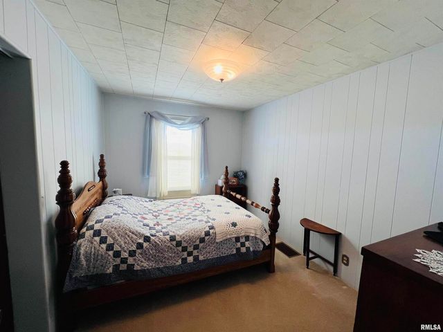 1810 S Highway 142 Highway, Eldorado, IL 62930