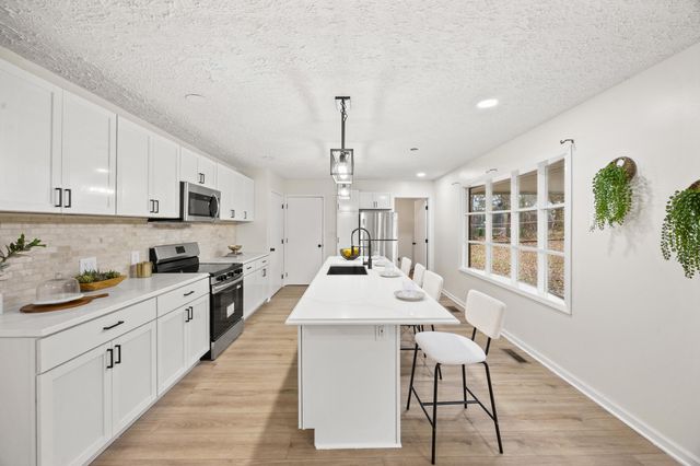 110 Kimberly Drive, Frankfort, KY 40601