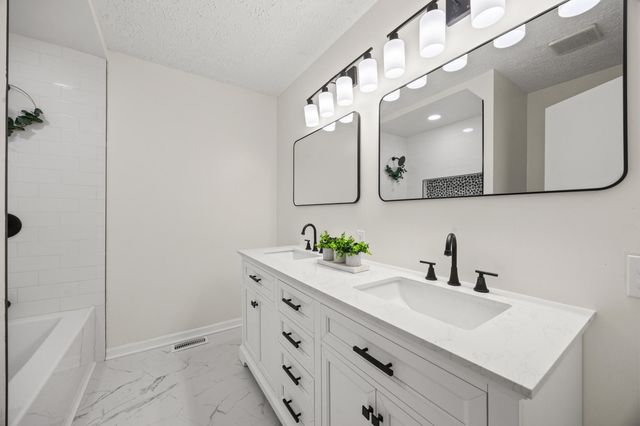 110 Kimberly Drive, Frankfort, KY 40601