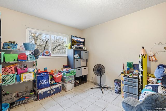 6113 Sun Dial, Leon Valley, TX 78238