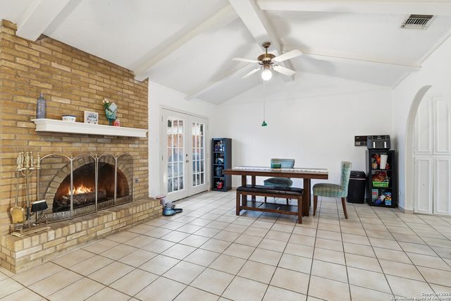 6113 Sun Dial, Leon Valley, TX 78238