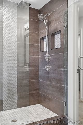 2202 W 117th Place S, Jenks, OK 74037