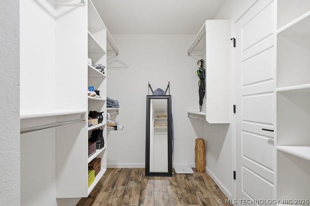 2202 W 117th Place S, Jenks, OK 74037