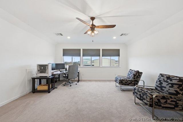 2202 W 117th Place S, Jenks, OK 74037