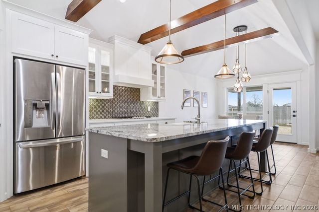 2202 W 117th Place S, Jenks, OK 74037