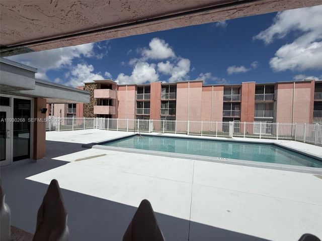 19715 SW 114th Ave 258, Miami, FL 33157